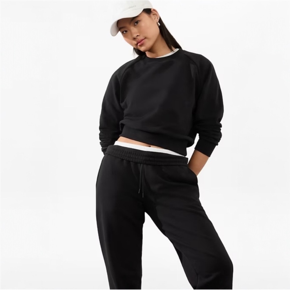 Athleta Easy Fleece Relaxed Crew Neck Sweatshirt NWOT. XL